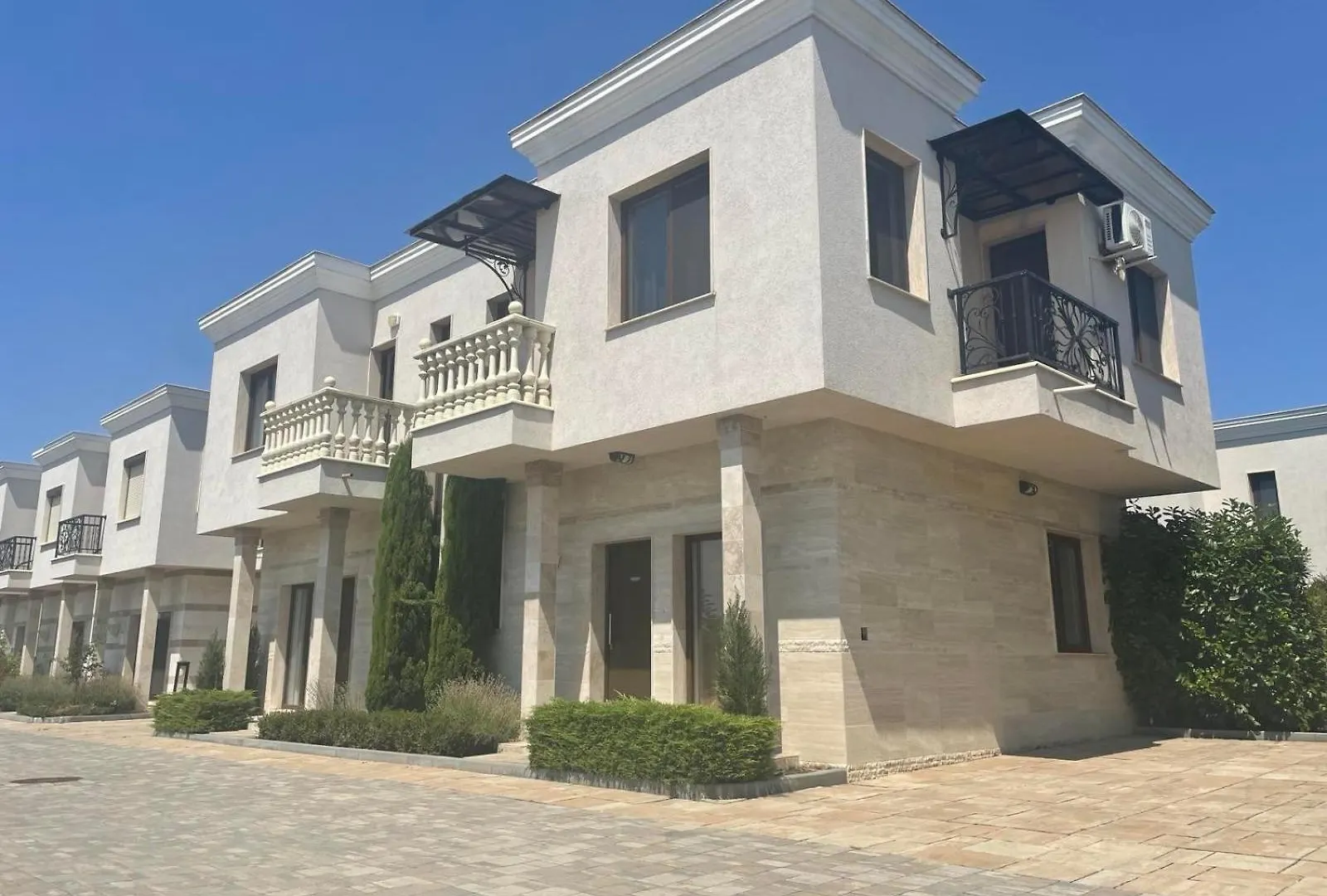 Majestic Villas Pomorie Park Sarafovo Bulgaria