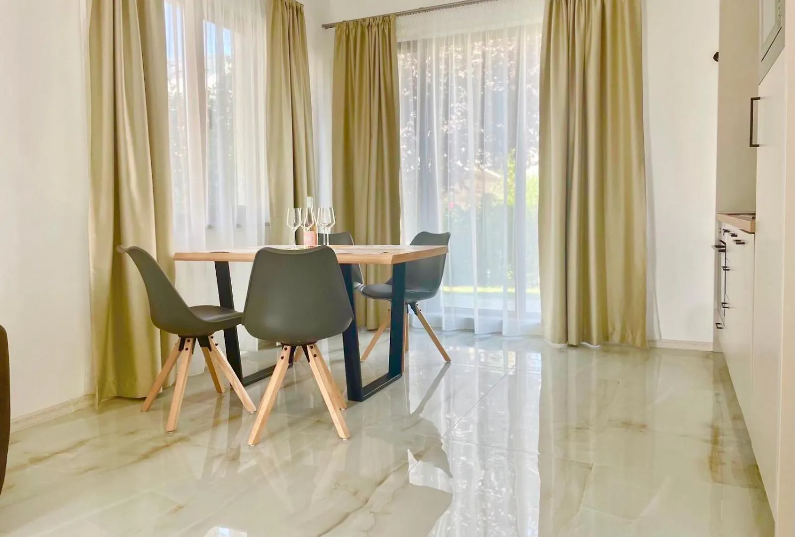 Majestic Villas Pomorie Park Sarafovo Bulgaria